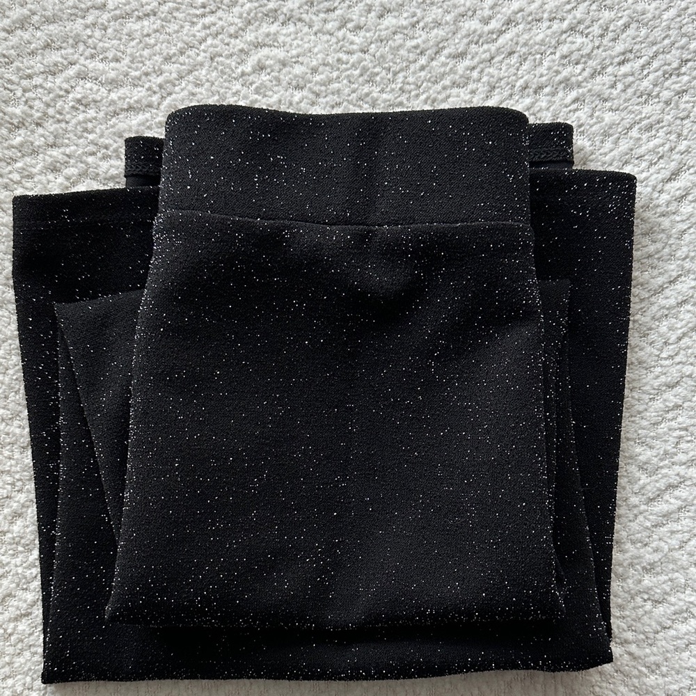 EUC Black Stretchy Glitter Skirt w/ Side Slit / 1.State / Size XL